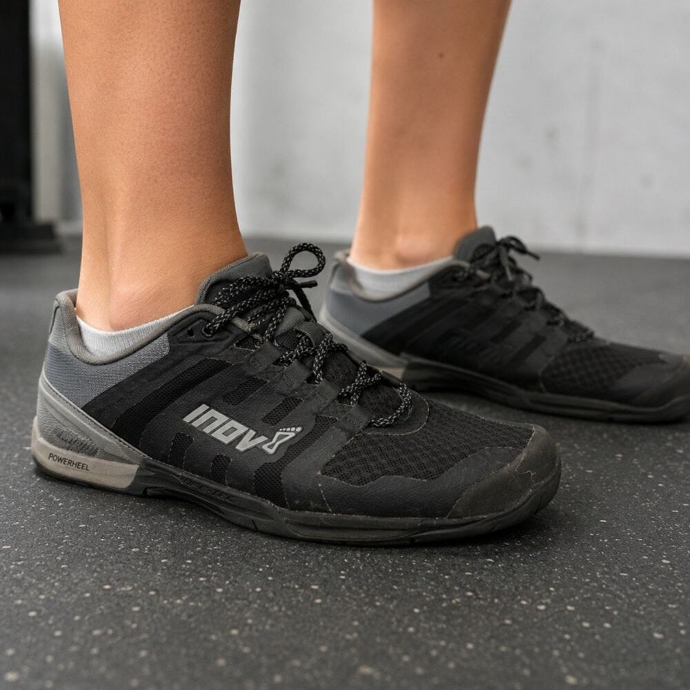 Inov-8 F-Lite 235 Cross Training Shoes Women 7 Black Gray Rope-Tec